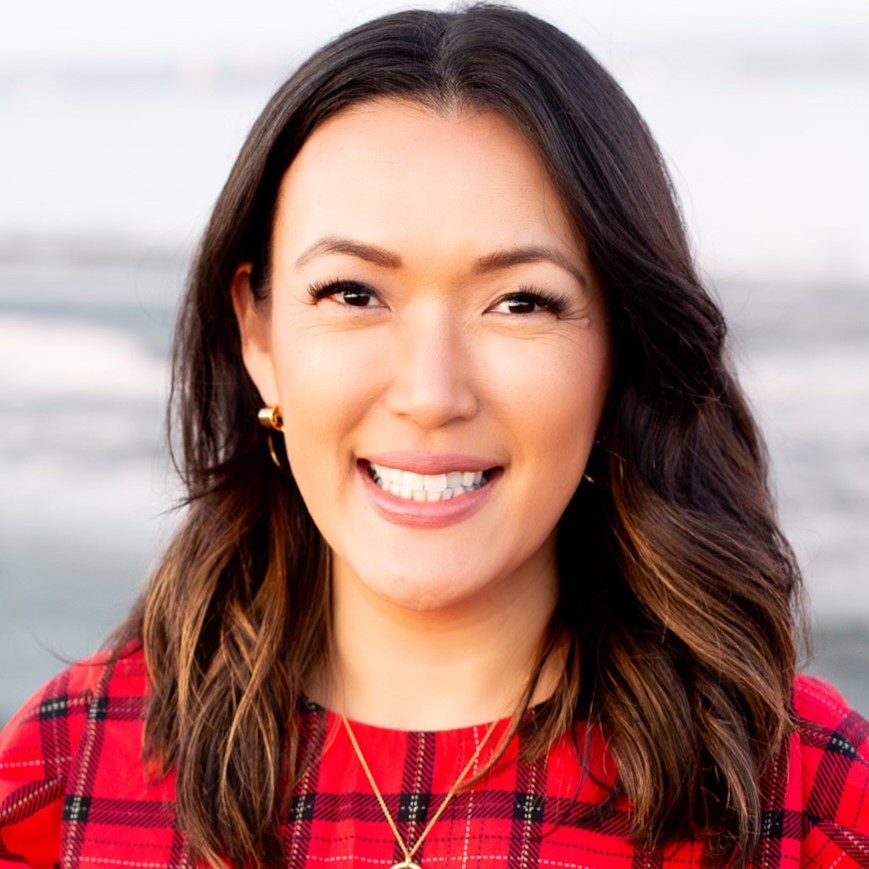 Headshot of Janet Hamada Kelly